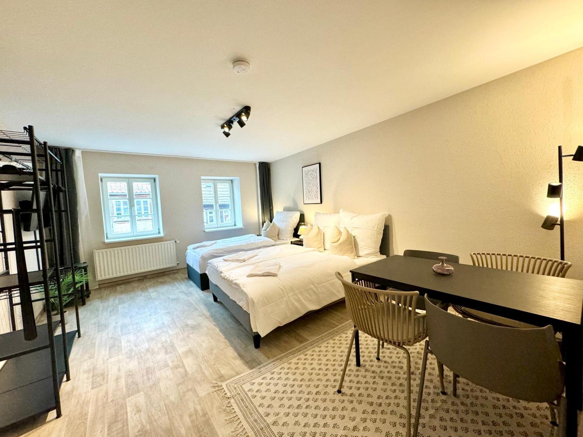 Gina Stay - Apartmenthaus Im Zentrum Von Quedlinburg Eksteriør bilde